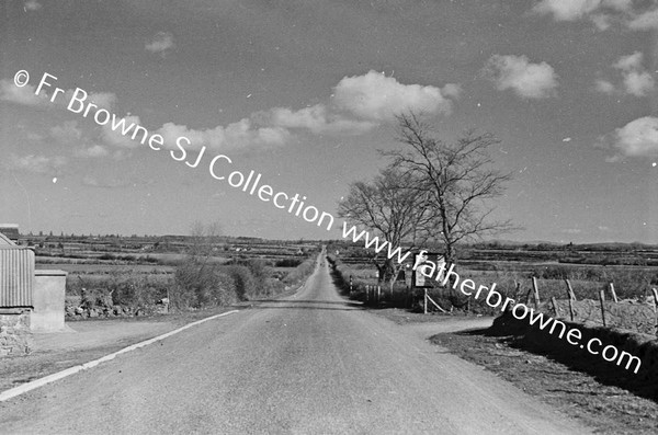 DUBLIN CORK ROAD EMPTY IN WARTIME